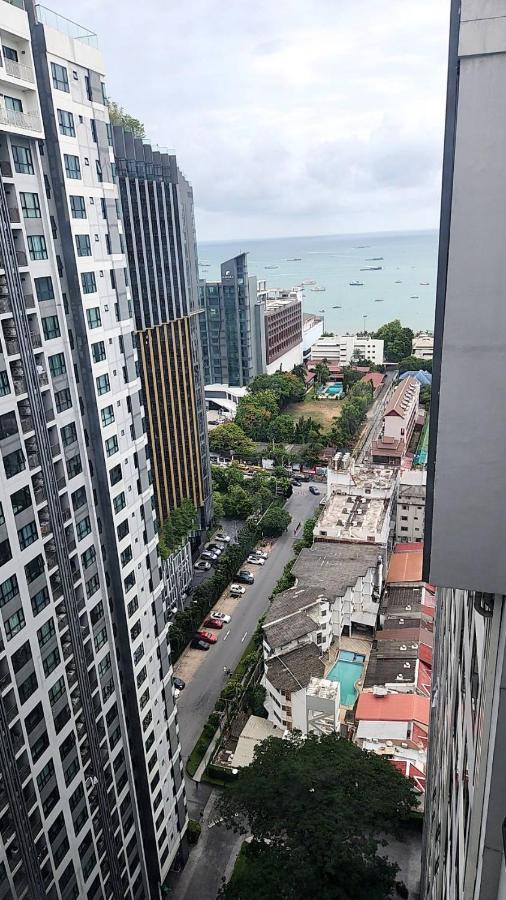 Base Condos Pattaya Exterior foto